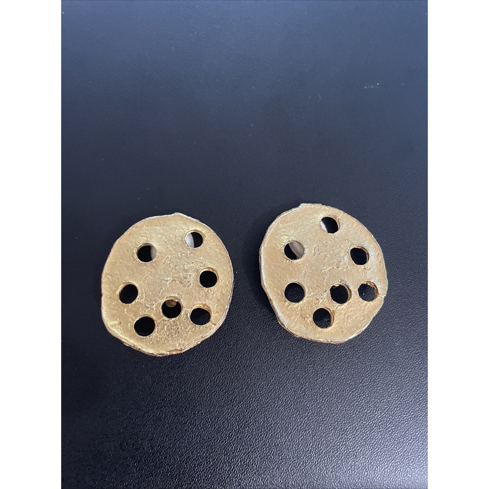 Yosca Vtg Oversized Gold Tone Clip Earrings